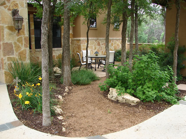 Newberry Landscape Outdoor Room